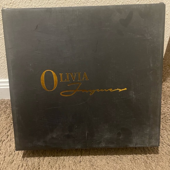 Olive green booties with the peep toe. Good condition. Material is suede. - Picture 7 of 8